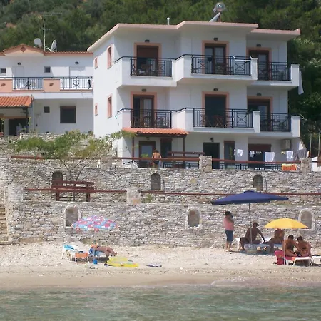 Dolphins House Апартаменты Коинира
