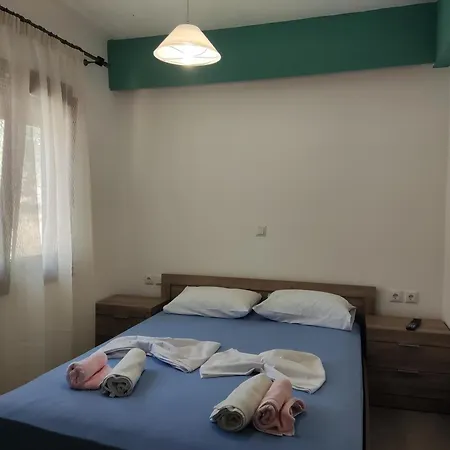 Dolphins House Апартамент Койнира